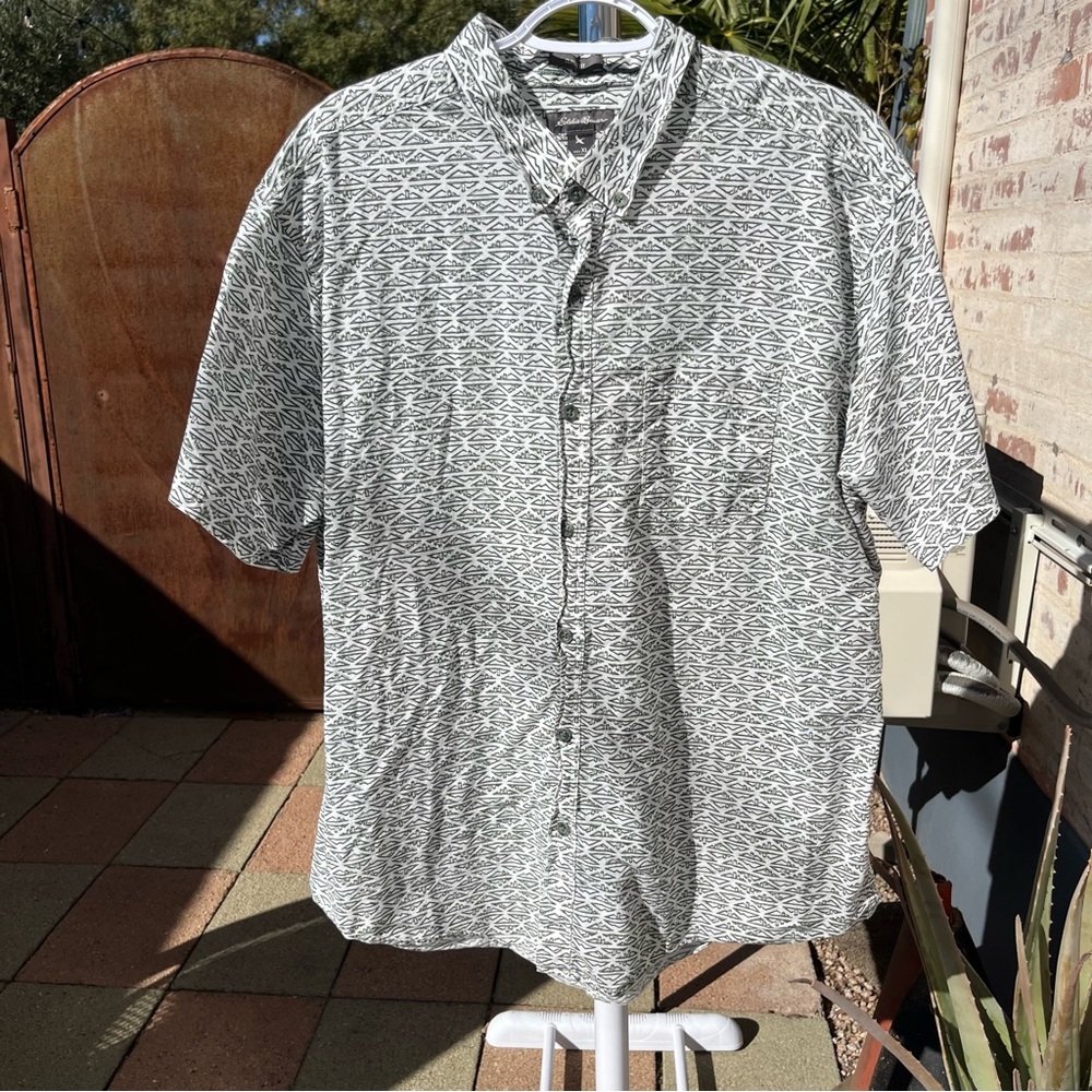 Eddie Bauer Classic Fit Button up Printed Button Up Shirt - Size XL
